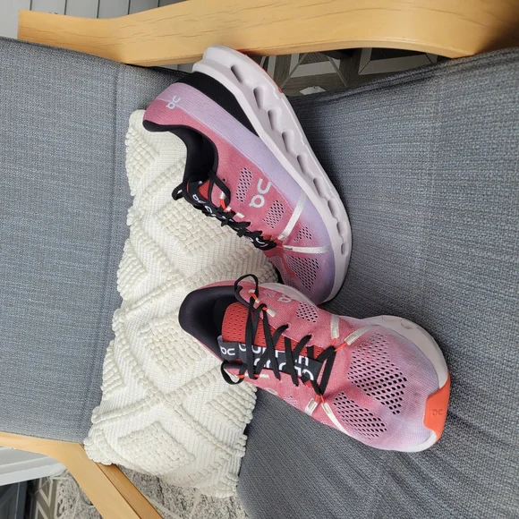 On Running Mens Auburn/Frost Running Shoes - Picture 3 of 5